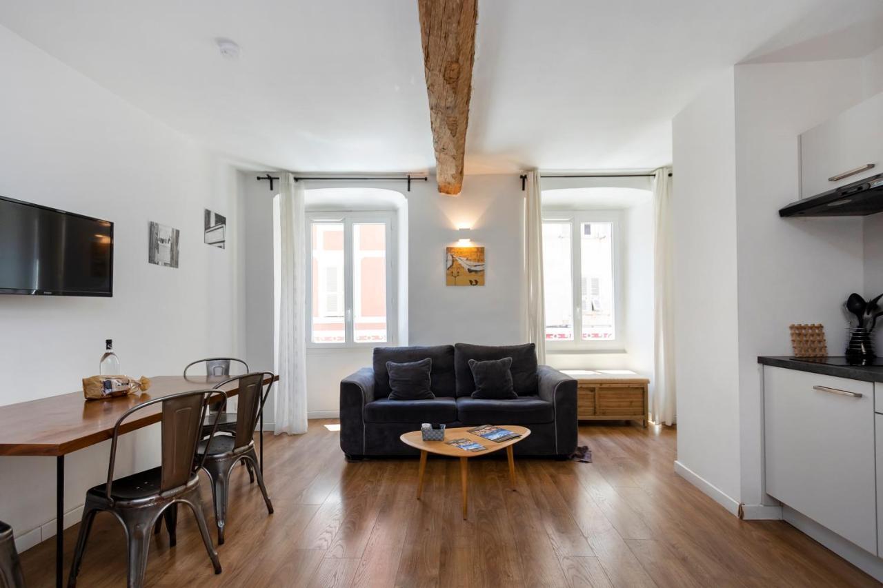 Apartment Au Coeur De La Vieille Pietonne & Citadelle Ajaccio (Corsica)