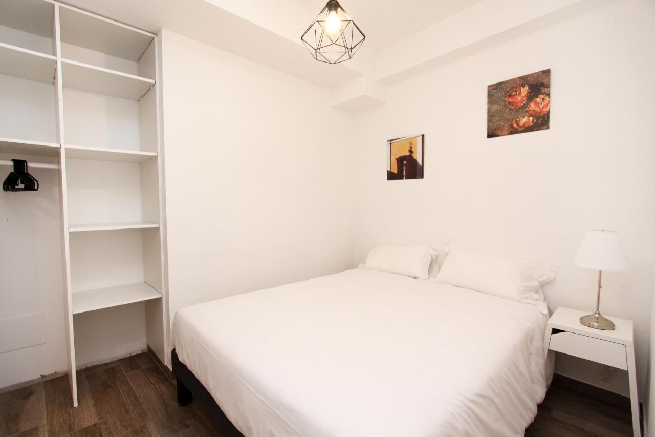Au Coeur De La Vieille Pietonne & Citadelle Apartment *