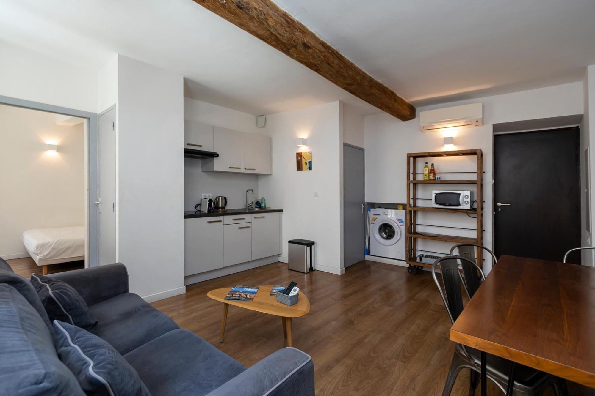Apartment Au Coeur De La Vieille Pietonne & Citadelle *