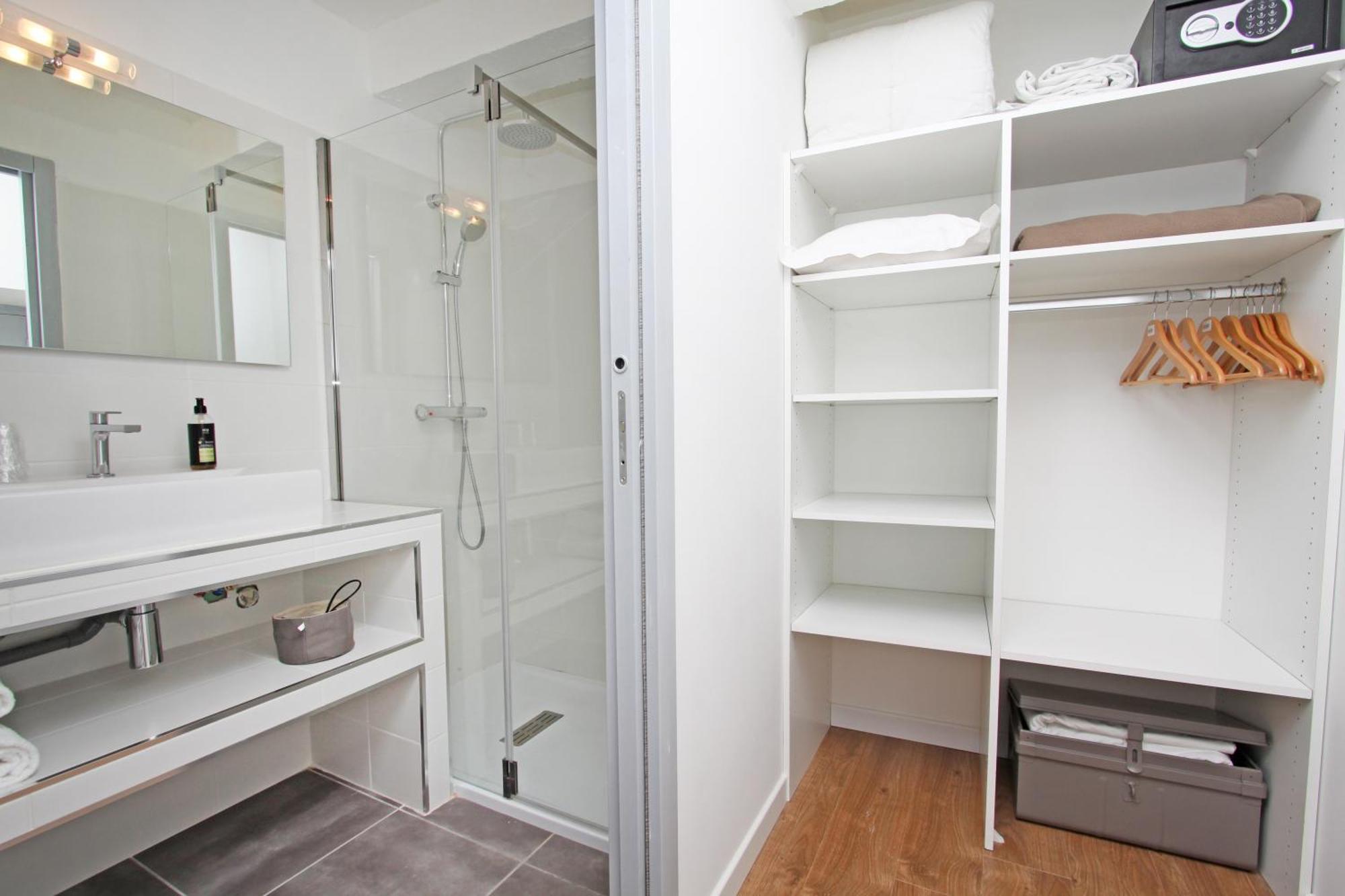 Apartment Au Coeur De La Vieille Pietonne & Citadelle Ajaccio (Corsica)