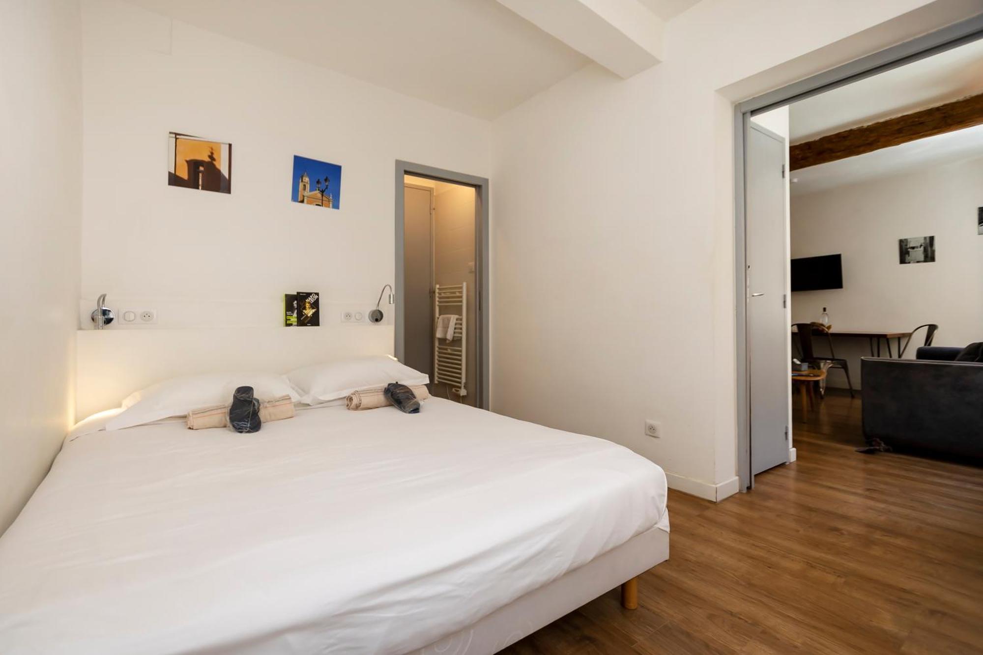 Apartment Au Coeur De La Vieille Pietonne & Citadelle Ajaccio (Corsica)