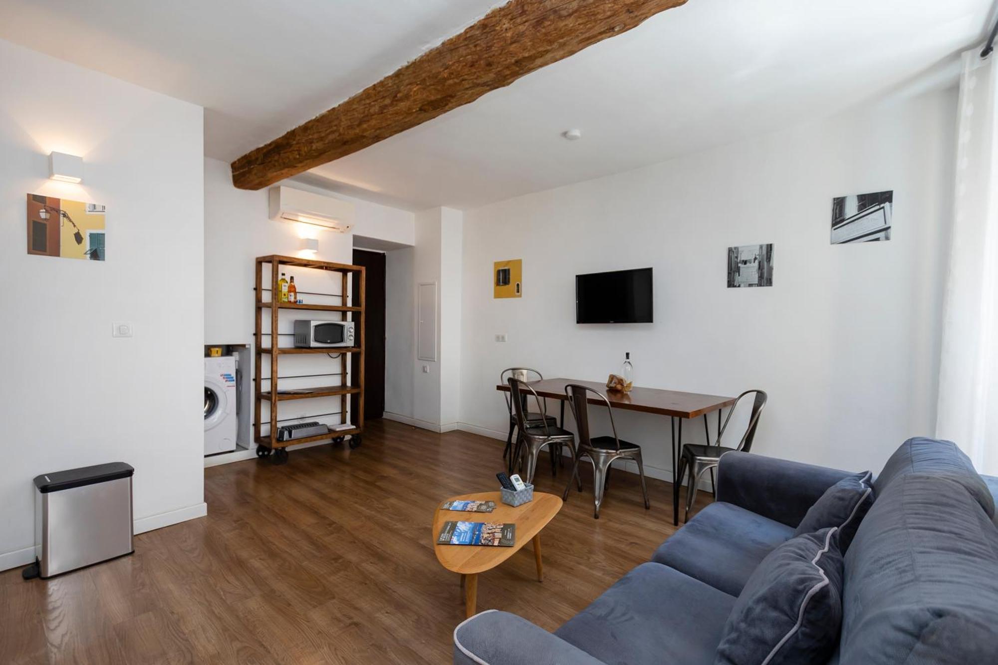 Apartment Au Coeur De La Vieille Pietonne & Citadelle Ajaccio (Corsica)